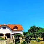 ヴィラ Dorono House バラトンウドヴァリ