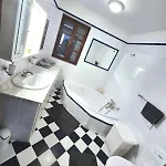 Dorono House قرية بالاتونودفاري