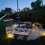 Dorono House バラトンウドヴァリ