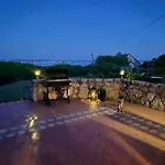 Dorono House * 鲍洛托努德沃里