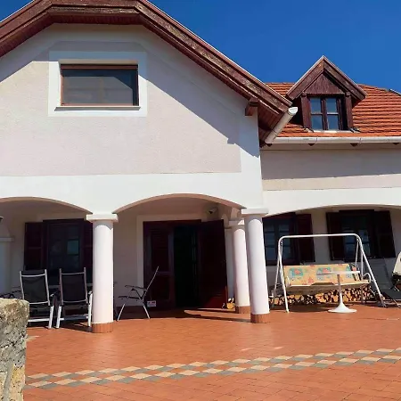 Dorono House Balatonudvari