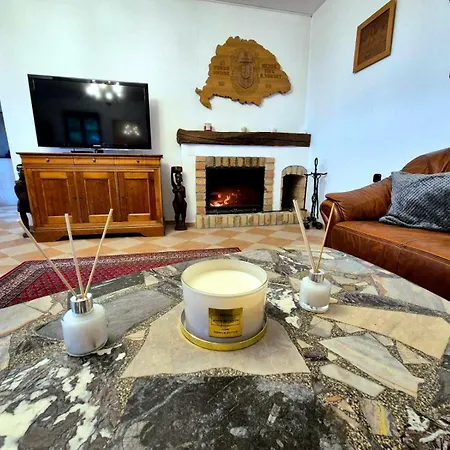Villa Dorono House *
