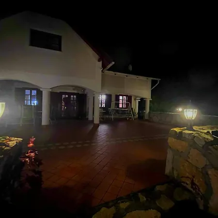 Dorono House فيلة *