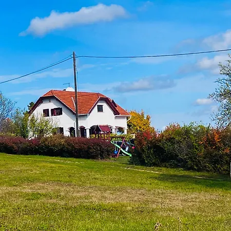 ヴィラ Dorono House