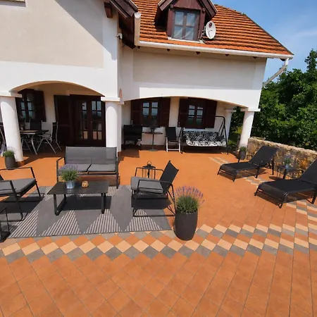 Vila Dorono House Balatonudvari