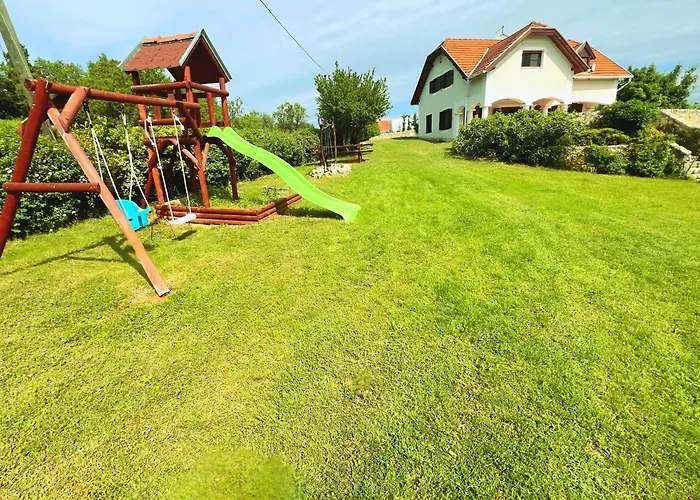 Dorono House * בלטונודבארי