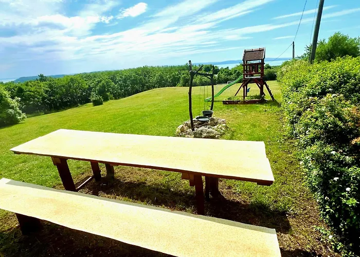 וילה Dorono House בלטונודבארי