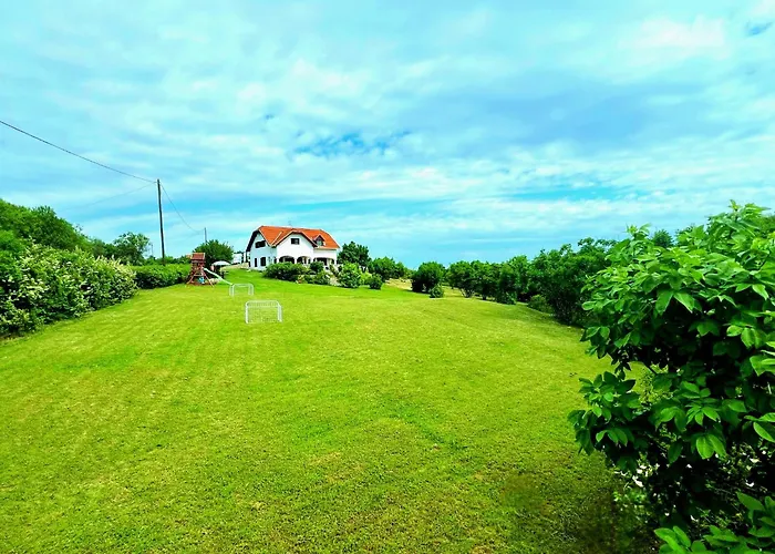 Dorono House * בלטונודבארי